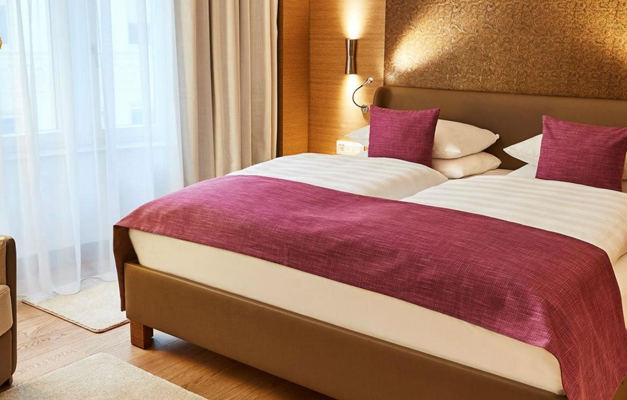Hotel Vier Jahreszeiten Kempinski 5*